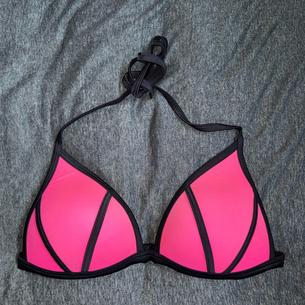 VS PINK Pink and black bikini push up triangle top
Size L